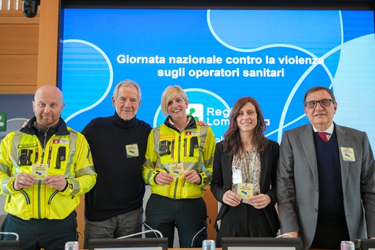 immagine Giornata contro la violenza sugli operatori sanitari, assessori Bertolaso e La Russa: aggressioni intollerabili