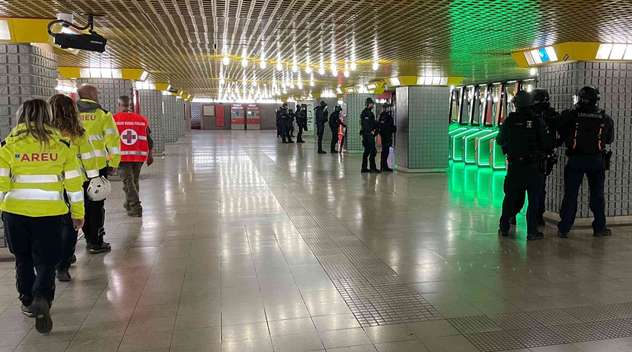 immagine Simulazione di attacco terroristico nella metropolitana milanese: AREU in prima linea nella risposta all’emergenza