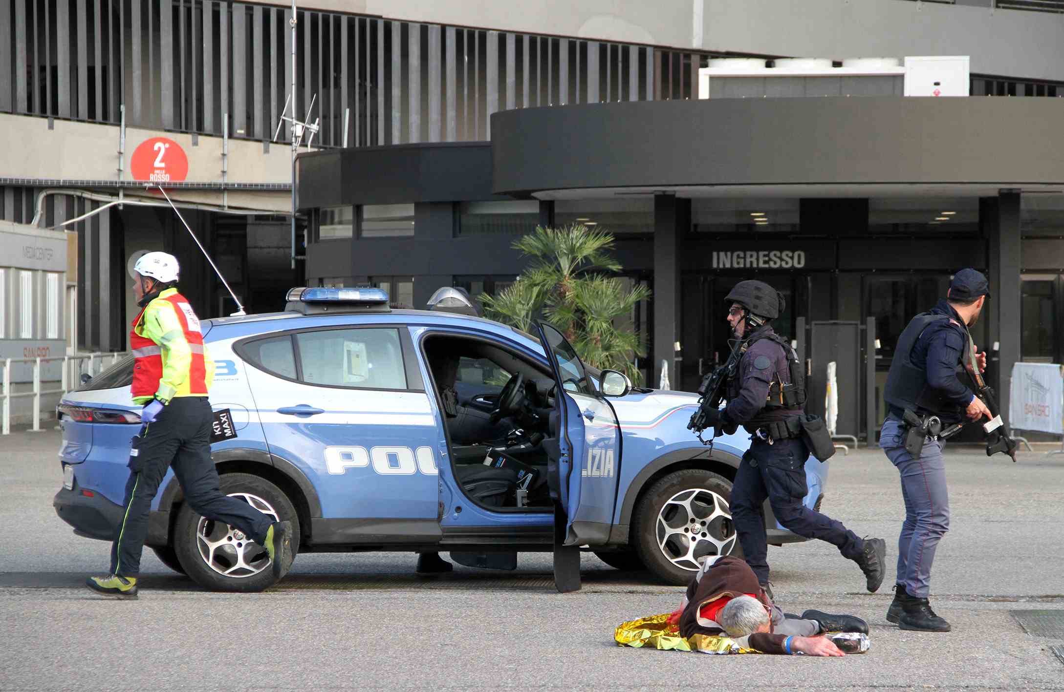 immagine Milano, esercitazione congiunta Polizia di Stato e AREU allo Stadio San Siro in vista di Milano Cortina 2026
