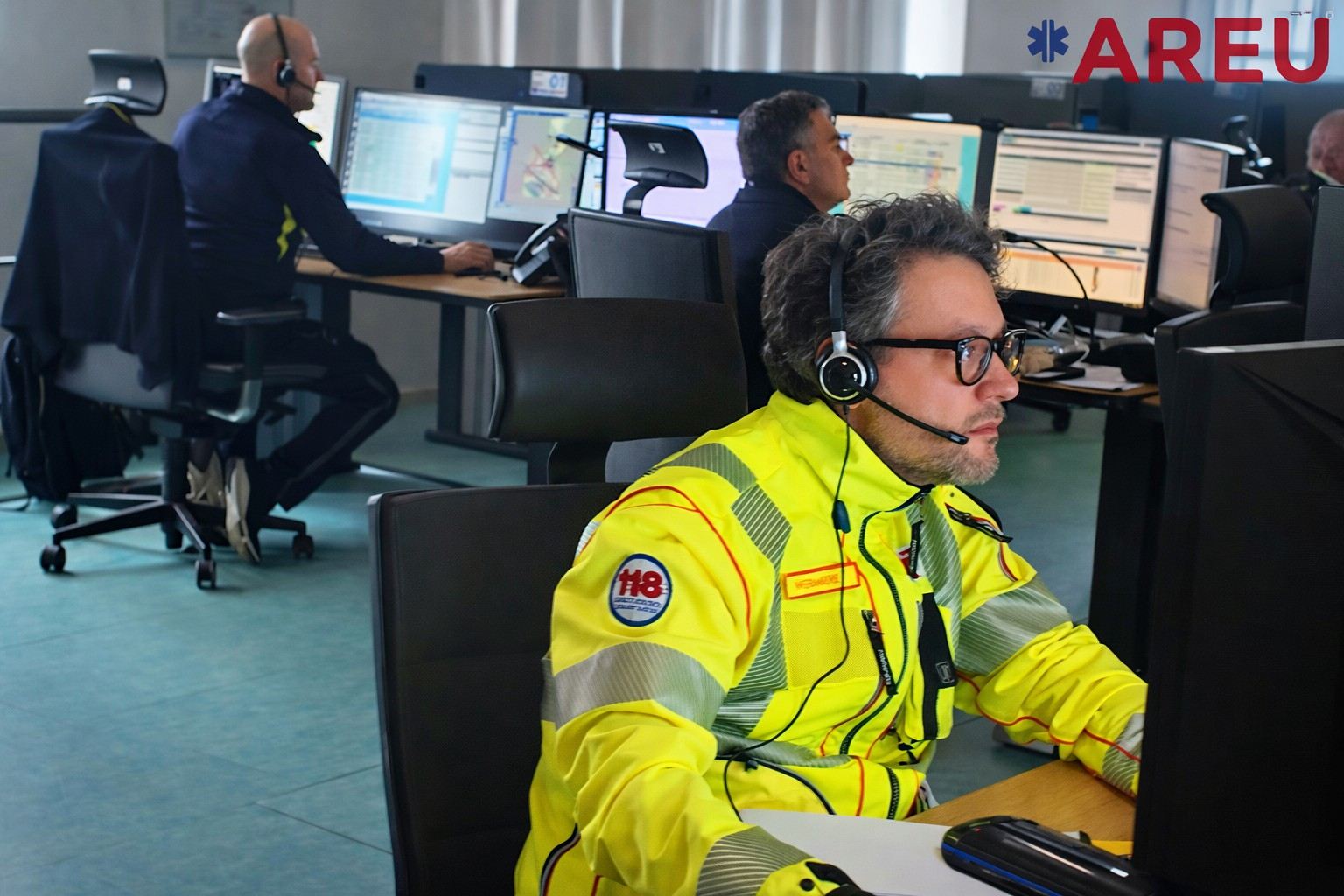 immagine Capodanno, sistema dell’emergenza potenziato: AREU rafforza le sale operative del 118 e il territorio